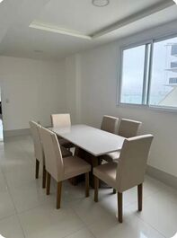 4-Bedroom Penthouse with Full View