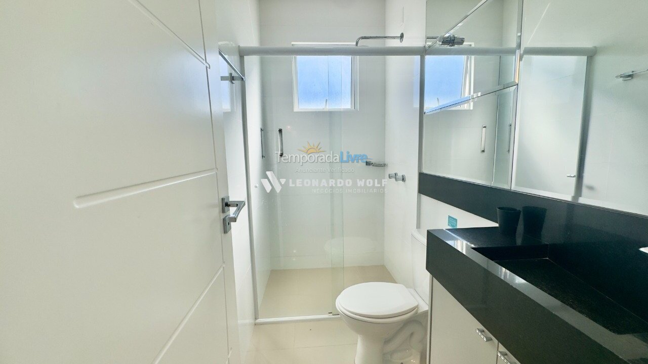 Apartamento para alquiler de vacaciones em Governador Celso Ramos (Praia de Palmas)