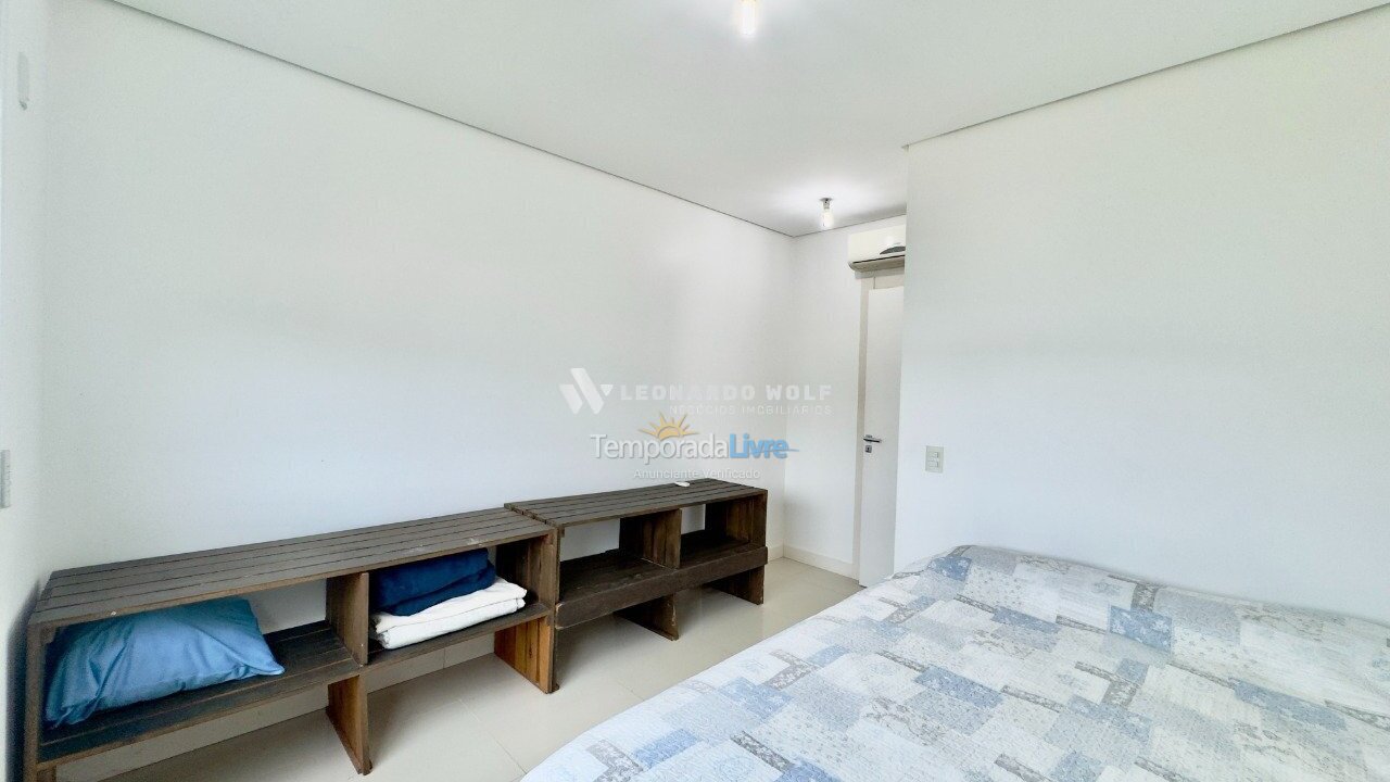 Apartment for vacation rental in Governador Celso Ramos (Praia de Palmas)