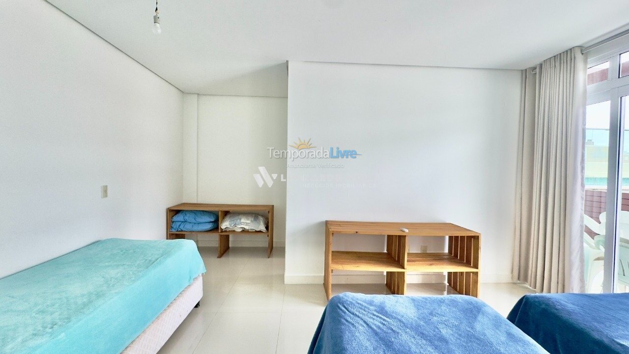 Apartment for vacation rental in Governador Celso Ramos (Praia de Palmas)