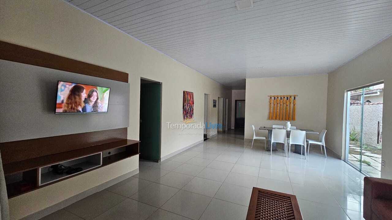 Casa para aluguel de temporada em Ilhéus (Cond Aguas de Olivenca)