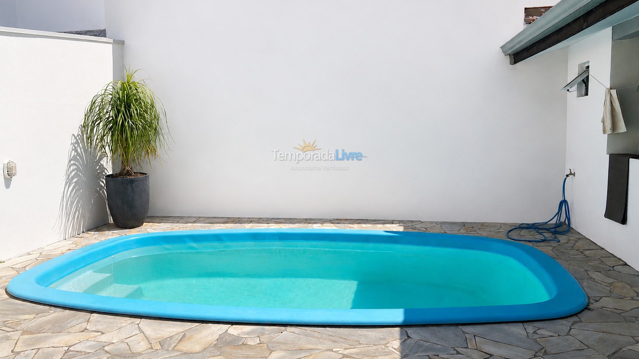 Casa para aluguel de temporada em Pontal do Paraná (Ipanema)