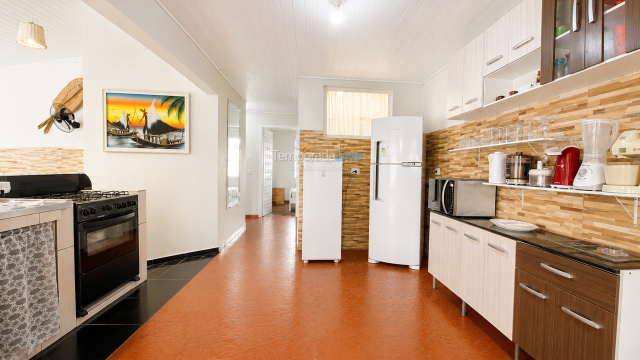 Casa para aluguel de temporada em Pontal do Paraná (Ipanema)