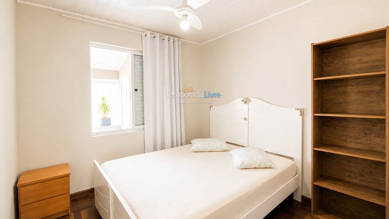 Casa para aluguel de temporada em Pontal do Paraná (Ipanema)