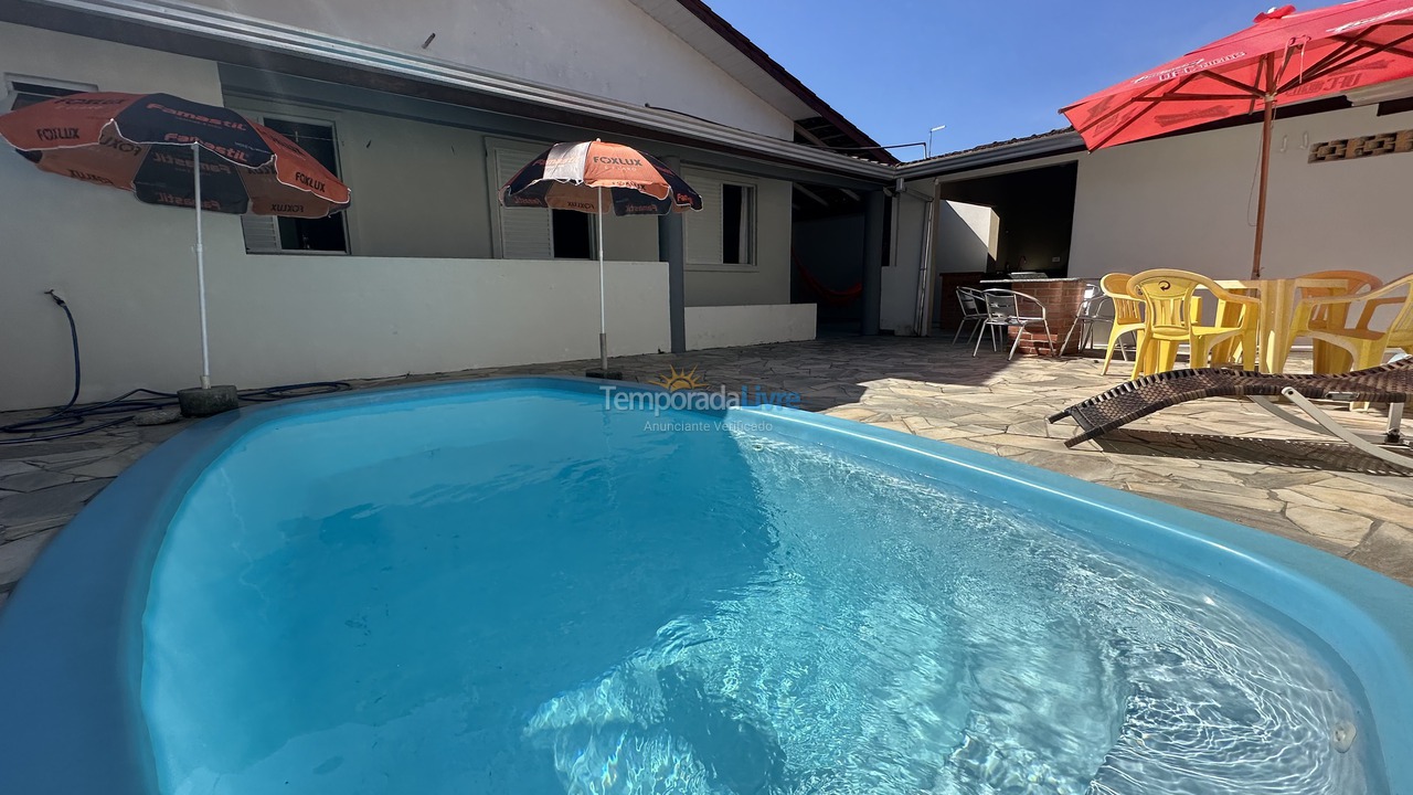 Casa para aluguel de temporada em Pontal do Paraná (Ipanema)
