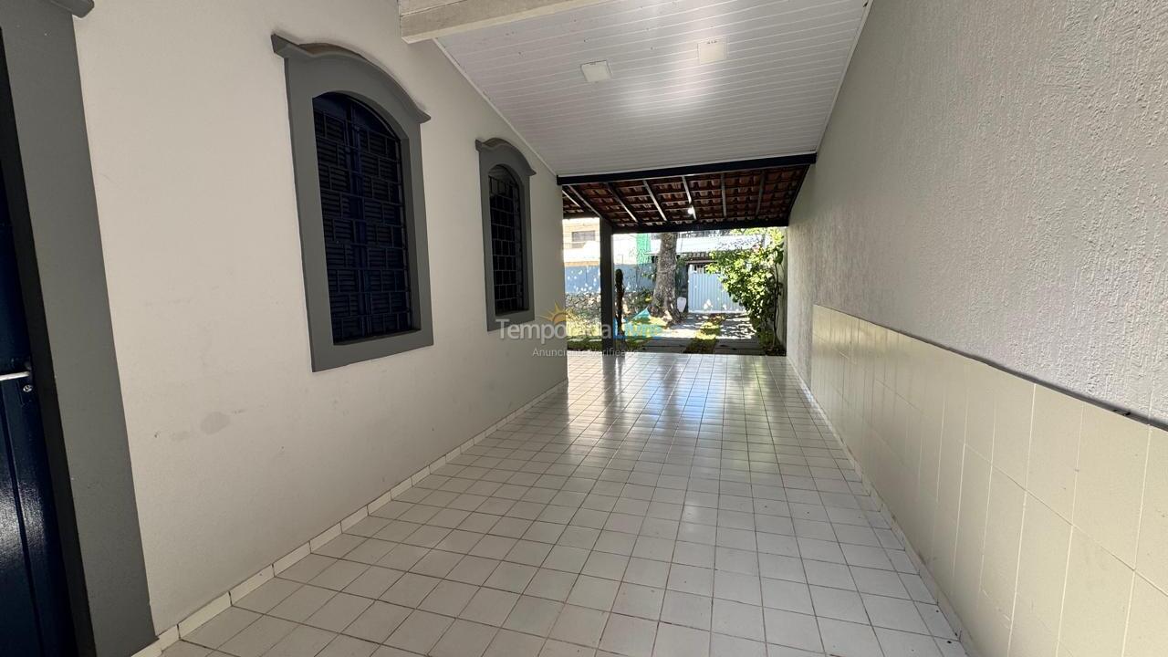House for vacation rental in Guarapari (Praia do Morro)