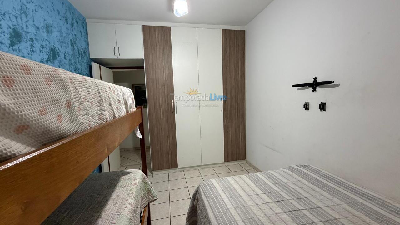 Apartamento para aluguel de temporada em Guarapari (Praia do Morro)