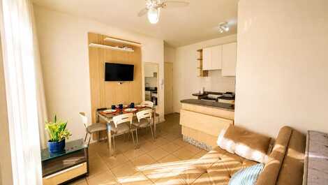Beautiful apartment in Canasvieiras, one block from the beach.