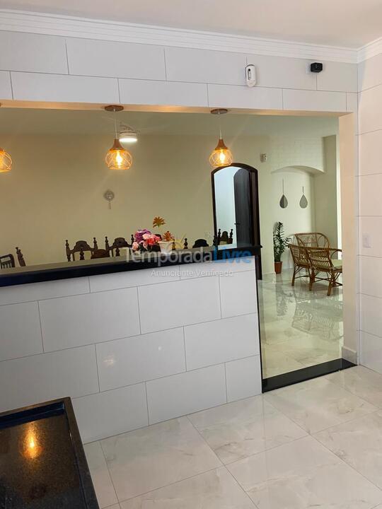 Casa para alquiler de vacaciones em Guarujá (Praia do Pernambuco)