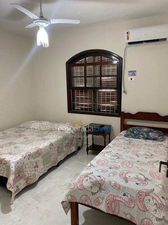 Casa para alquiler de vacaciones em Guarujá (Praia do Pernambuco)