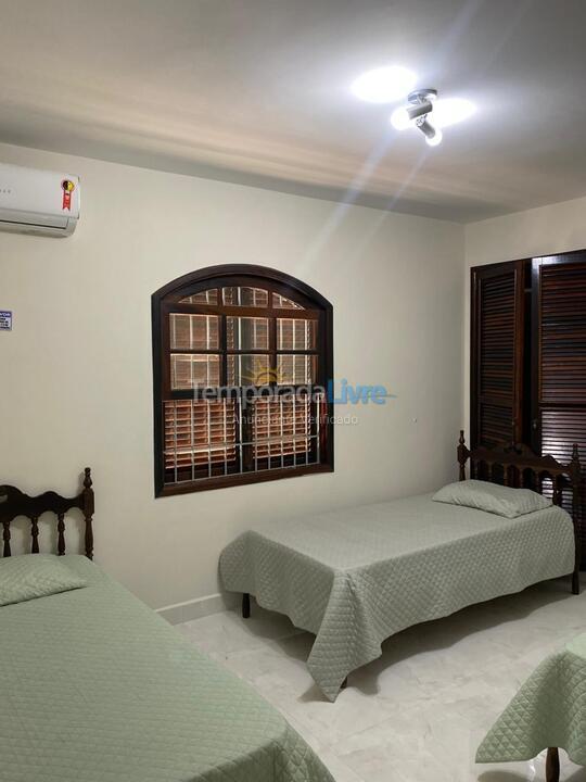 Casa para alquiler de vacaciones em Guarujá (Praia do Pernambuco)