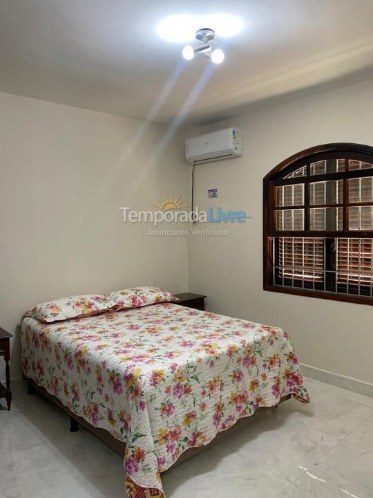 Casa para alquiler de vacaciones em Guarujá (Praia do Pernambuco)