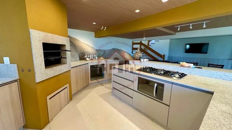 Excelente casa de 4 habitaciones frente al mar