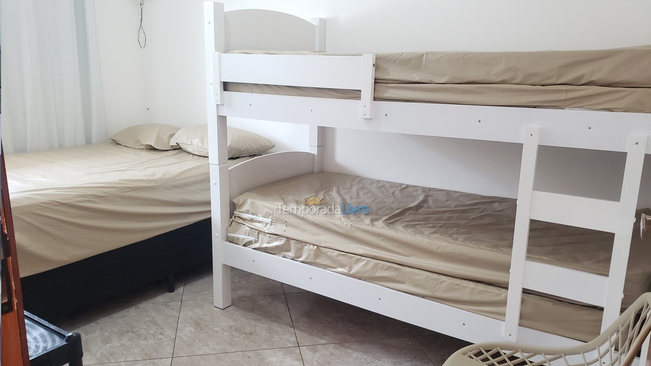 Apartamento para aluguel de temporada em Ubatuba (Maranduba)
