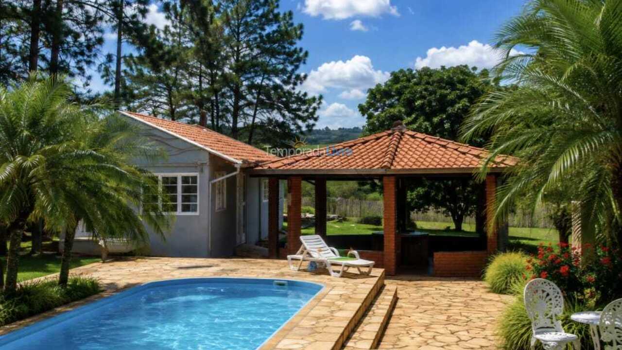 Chácara / sítio para aluguel de temporada em São Sebastião do Paraíso (Condomínio Cachoeira)