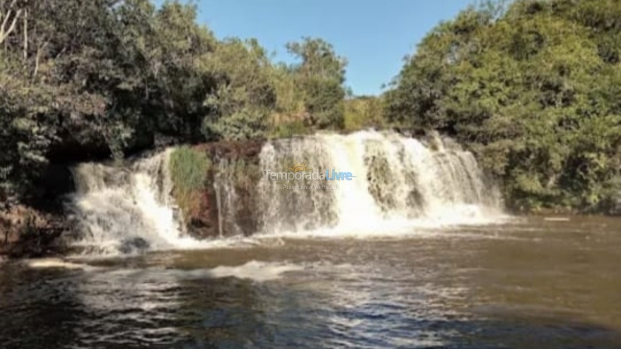 Chácara / sítio para aluguel de temporada em São Sebastião do Paraíso (Condomínio Cachoeira)