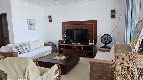 Casa a 100 metros da praia condomínio salga