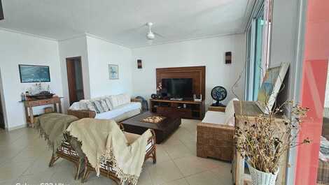 Casa a 100 metros da praia condomínio salga