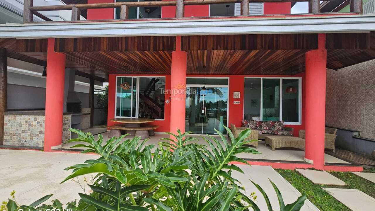 Casa para aluguel de temporada em Ubatuba (Lagoinha)