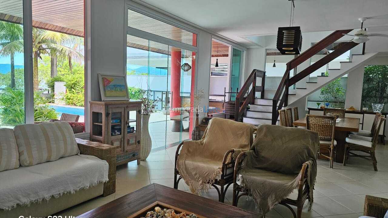 Casa para aluguel de temporada em Ubatuba (Lagoinha)