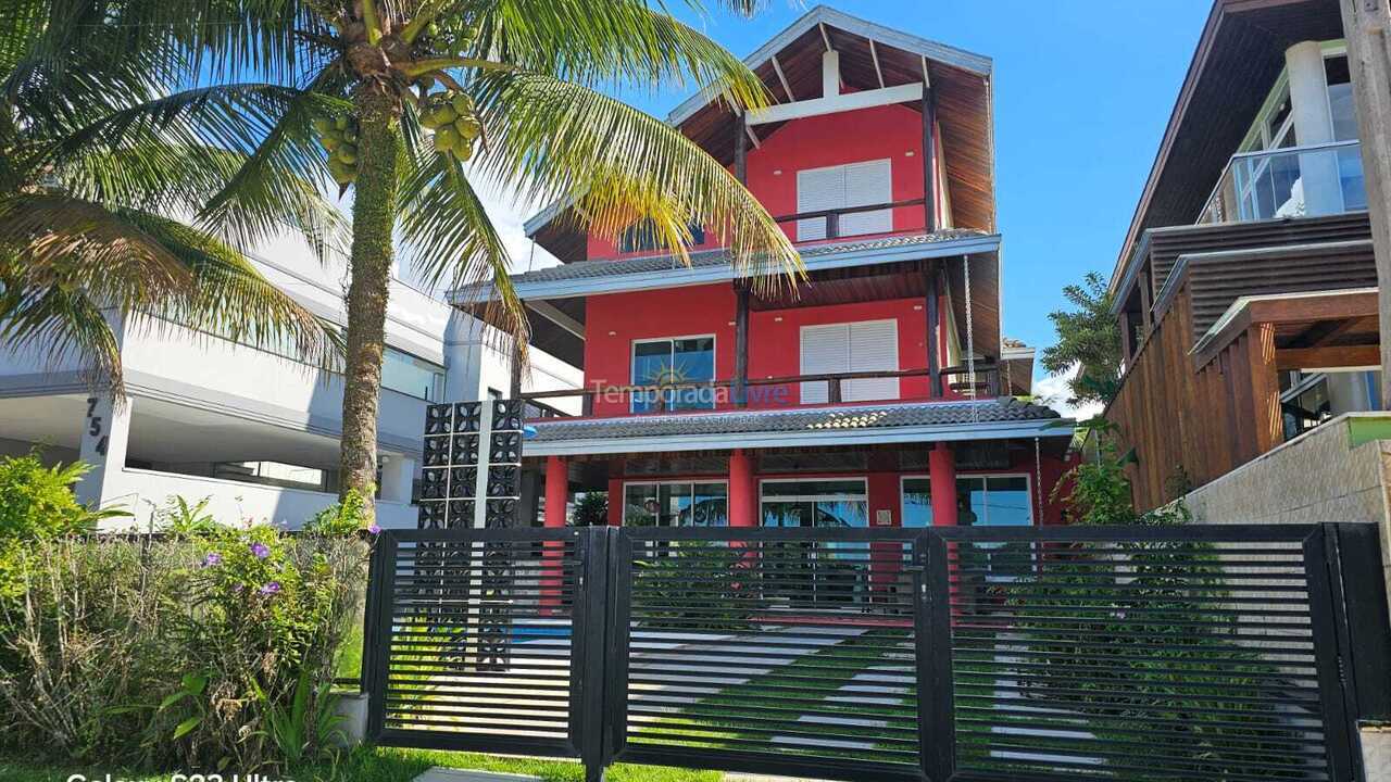 Casa para aluguel de temporada em Ubatuba (Lagoinha)