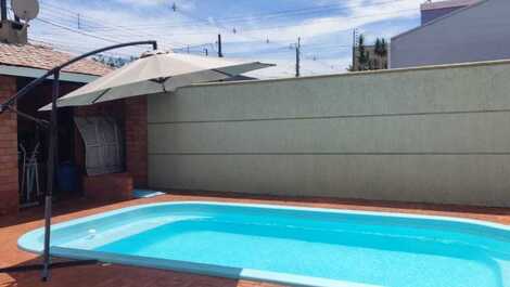 Piscina externa privativa