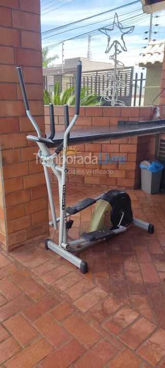 Apartamento para aluguel de temporada em Foz do Iguaçu (Jardim Panorama)