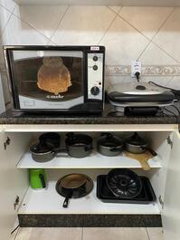 Sanduicheira , forno elétrico , panelas 