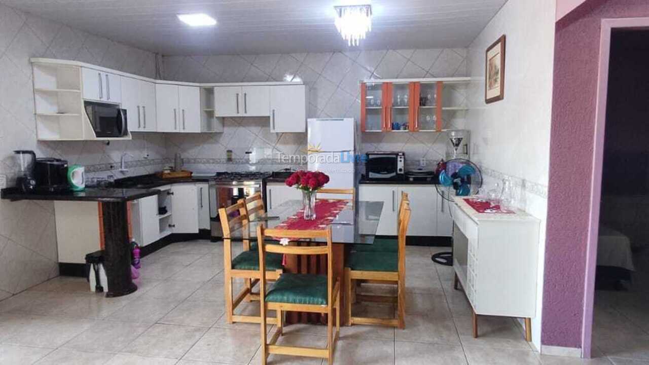 Apartamento para aluguel de temporada em Foz do Iguaçu (Jardim Panorama)
