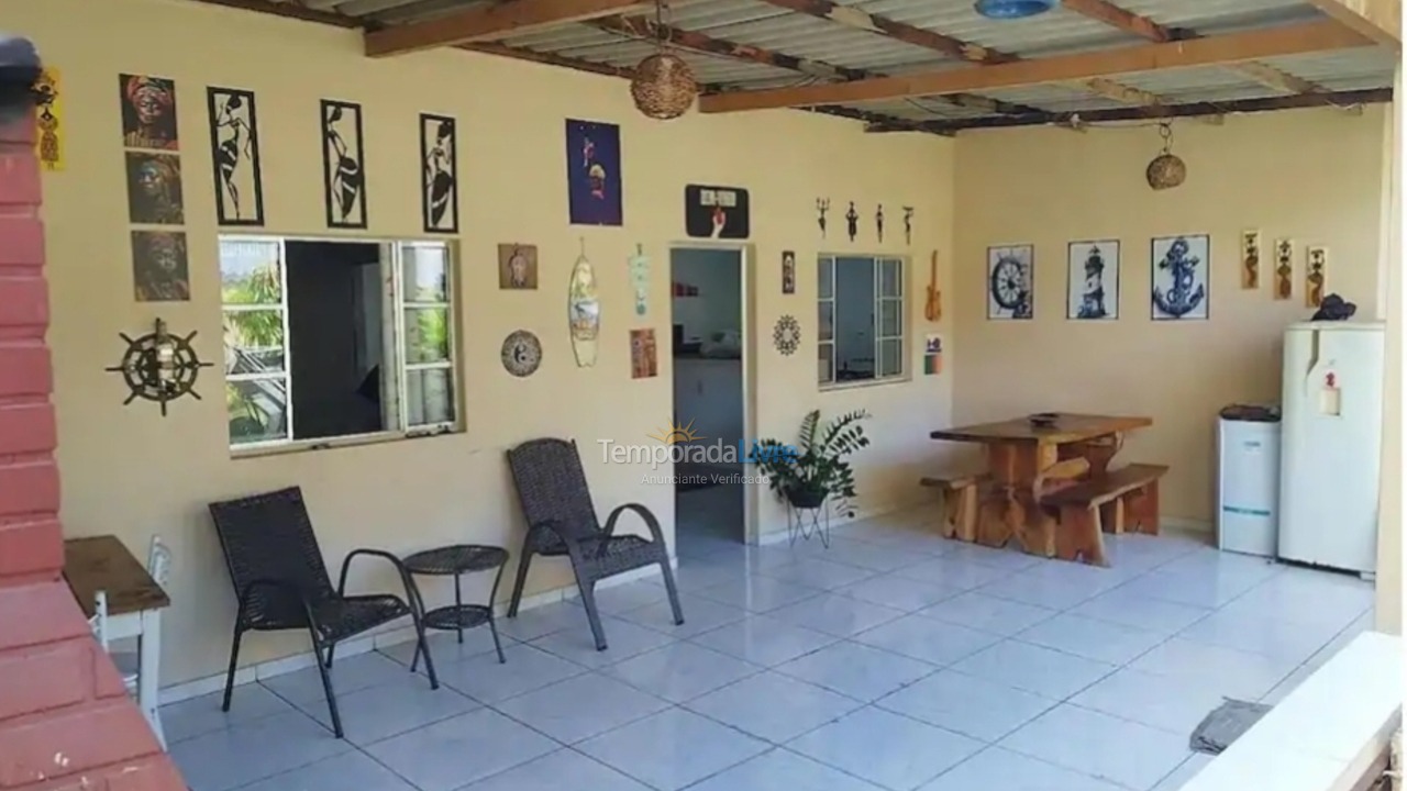 Casa para aluguel de temporada em Serra (Nova Almeida)