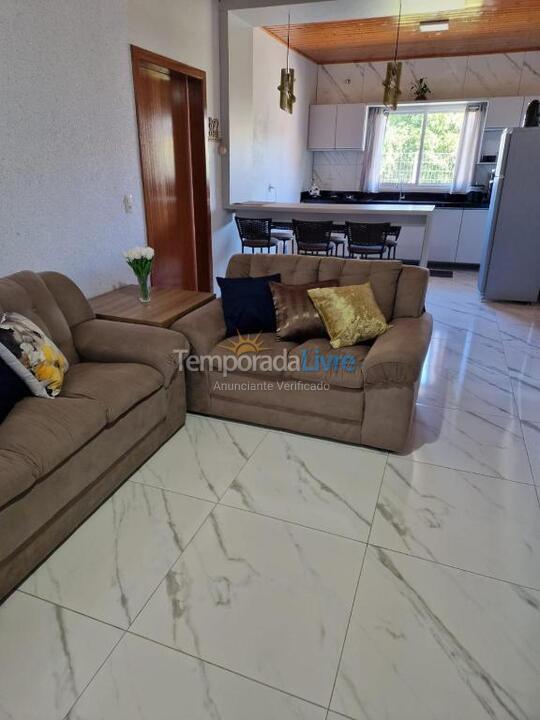 Casa para aluguel de temporada em Machadinho (Centro)