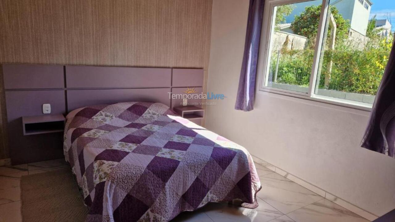 Casa para aluguel de temporada em Machadinho (Centro)