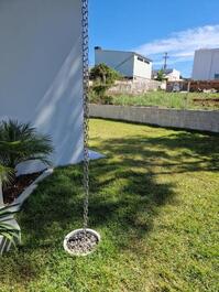 Casa aconchegante de 3 quartos no centro de Machadinho