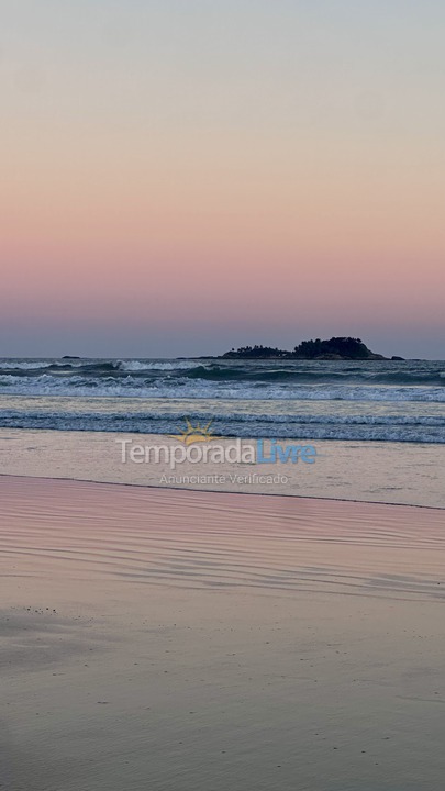 Apartment for vacation rental in Guarujá (Enseada)