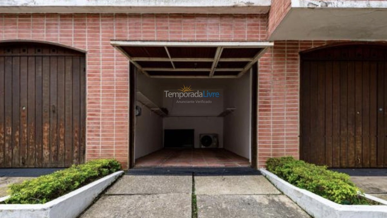 Apartamento para aluguel de temporada em Guarujá (Balneário Cidade Atlântica Guarujá)