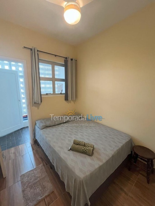 Apartamento para aluguel de temporada em Guarujá (Balneário Cidade Atlântica Guarujá)