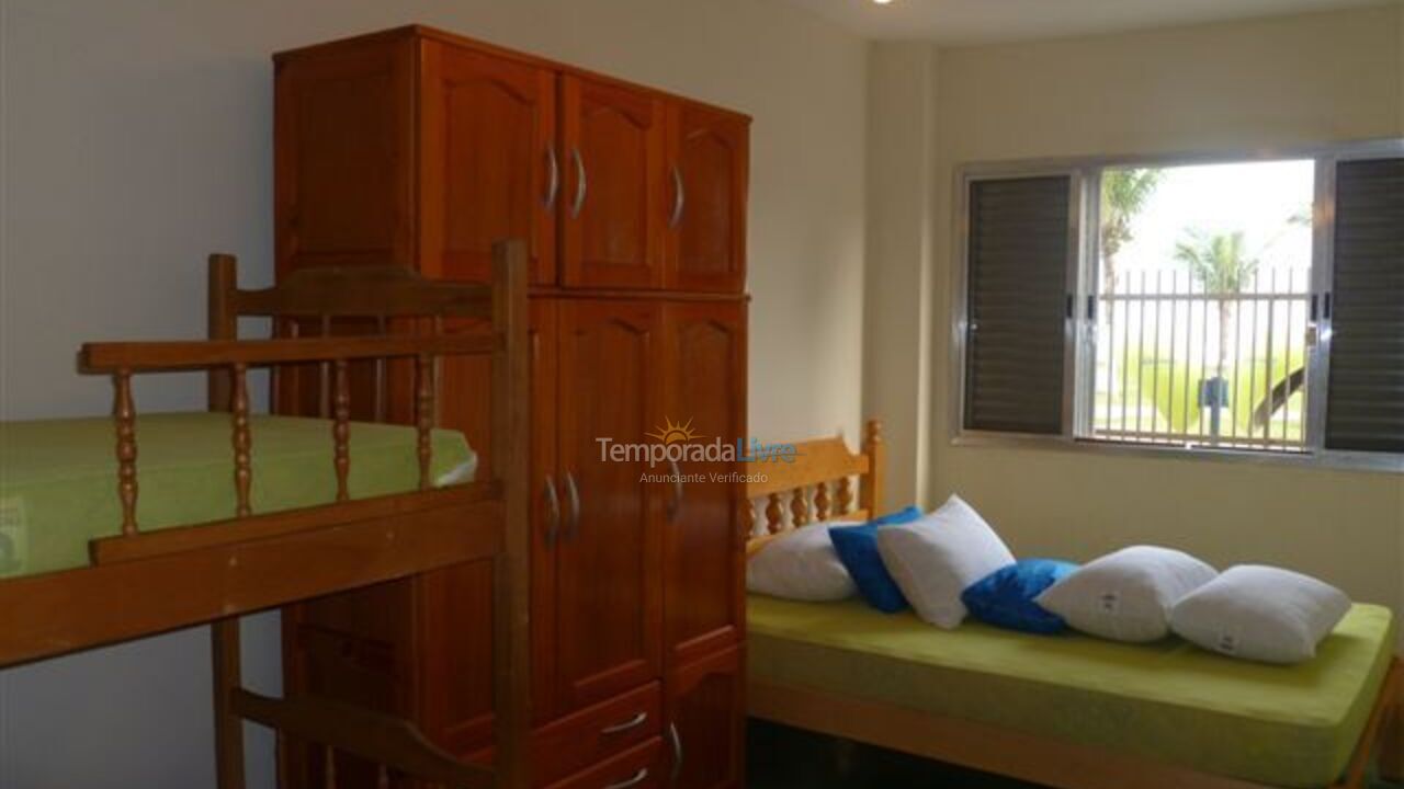 Apartment for vacation rental in Praia Grande (Praia do Caiçara)