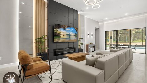 Enjoy an amazing vacation in Orlando by staying in a house.