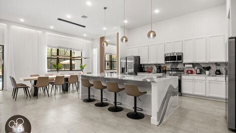 Enjoy an amazing vacation in Orlando by staying in a house.