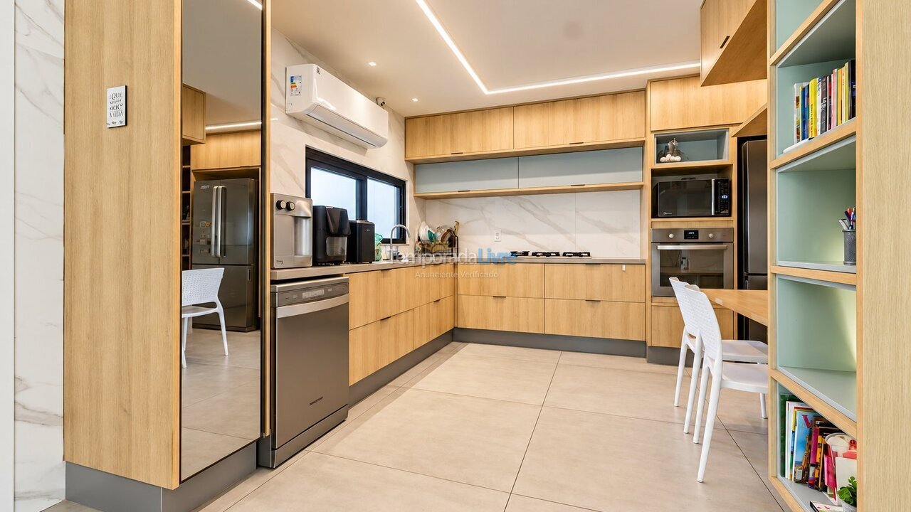 Casa para aluguel de temporada em Rio de Janeiro (Barra da Tijuca)