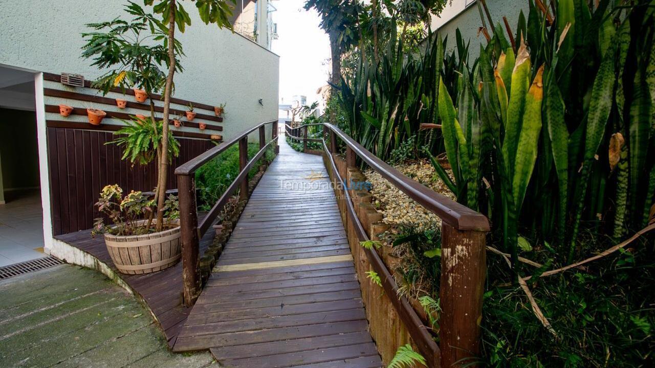 Apartamento para aluguel de temporada em Florianopolis (Canasvieiras)