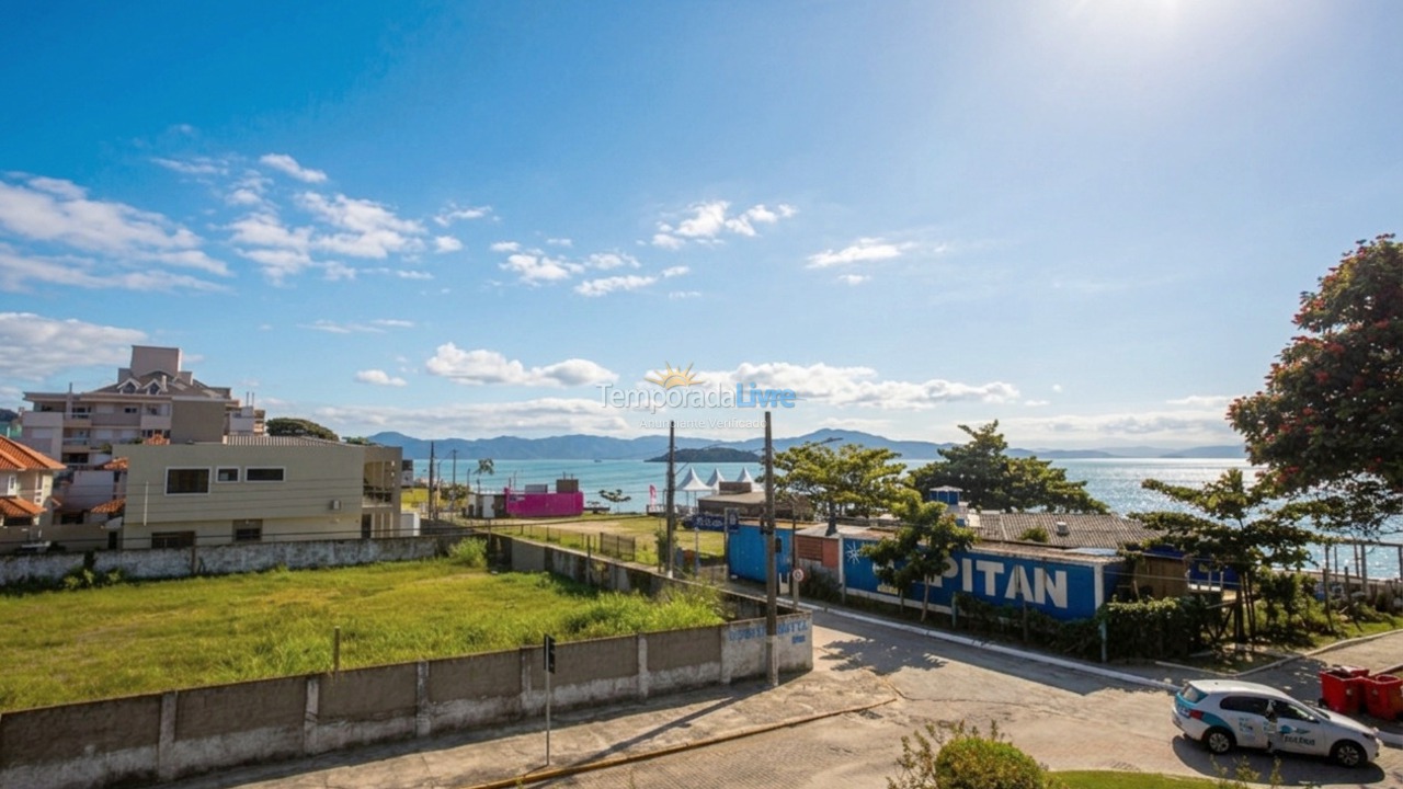 Apartamento para aluguel de temporada em Florianopolis (Canasvieiras)