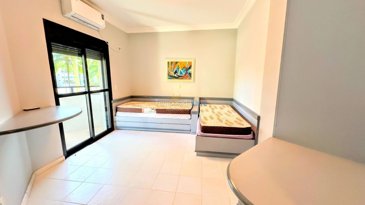 Apartamento para aluguel de temporada em Bertioga (Riviera de São Lourenço)