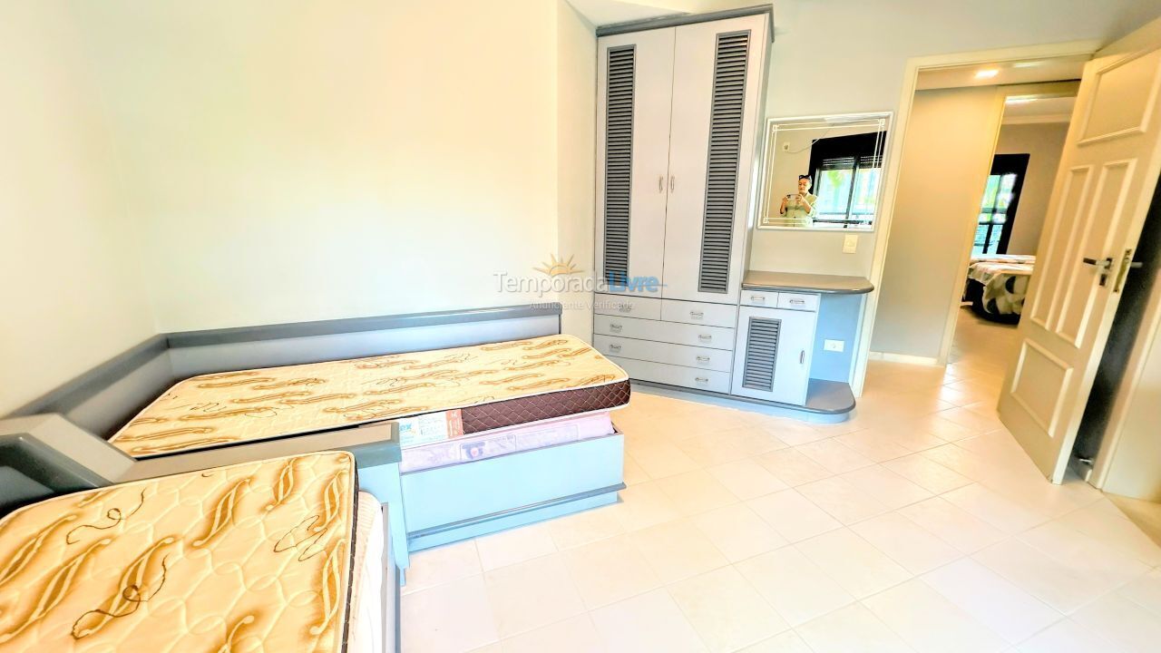 Apartamento para aluguel de temporada em Bertioga (Riviera de São Lourenço)