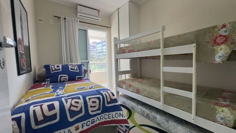 Quarto solteiro com 1 cama box solteiro, 1 beliche 