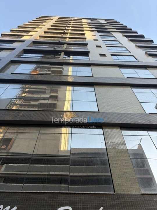 Apartamento para aluguel de temporada em Porto Belo (Perequê)