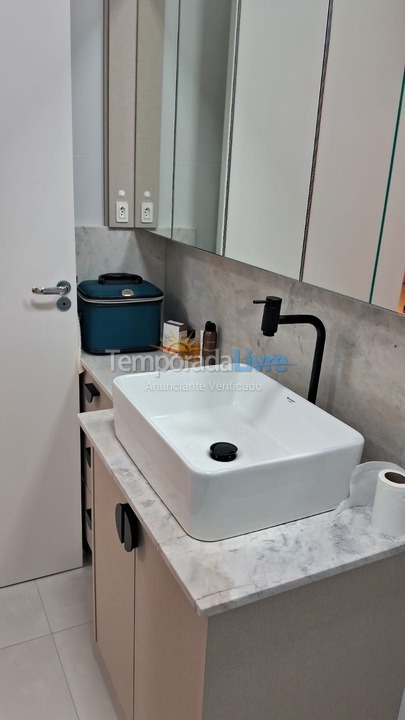 Apartamento para aluguel de temporada em Porto Belo (Perequê)