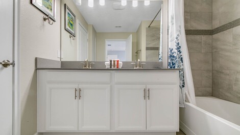 Casa con 4 habitaciones en Kissimmee