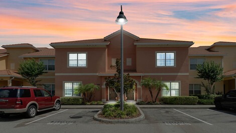 Beautiful 4-bedroom house in Kissimmee