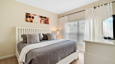 Beautiful 4-bedroom house in Kissimmee
